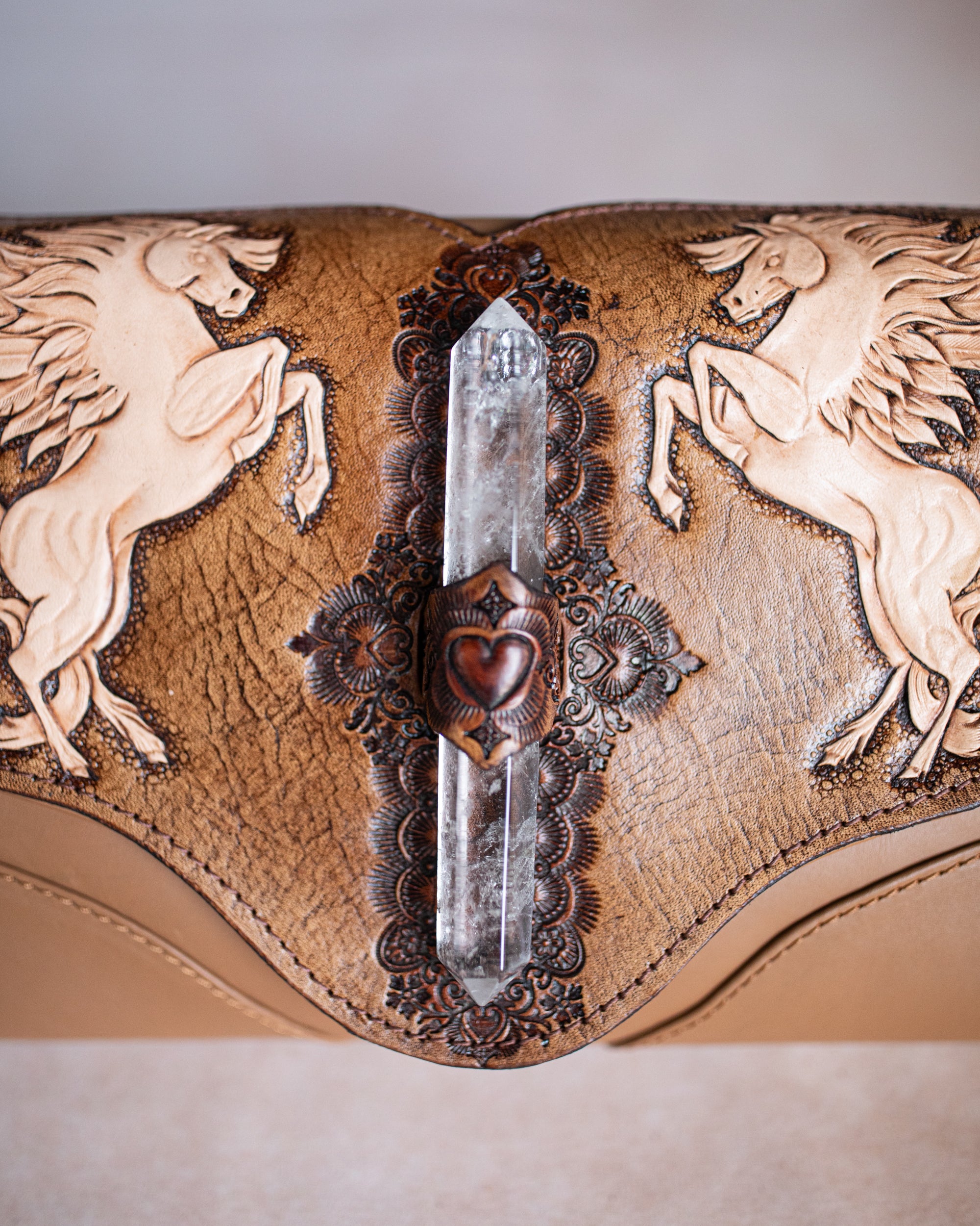 Pegasus Clutch with Quartz Crystal